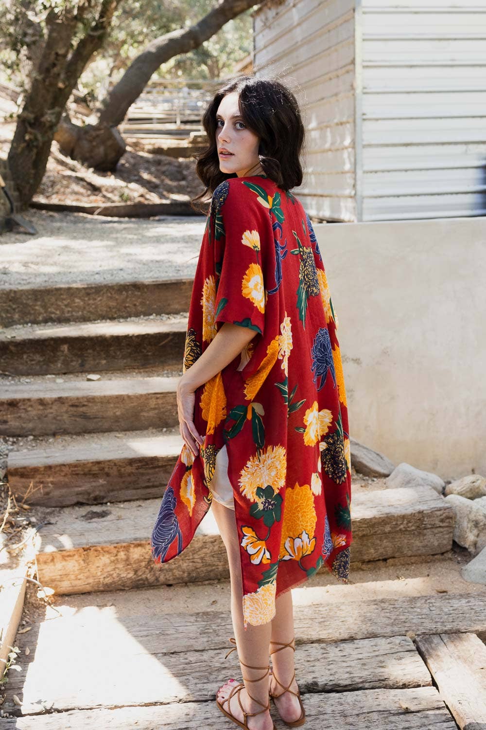 Bestselling Floral Motif Kimono for Summer Festivals ๐ผ: Taupe