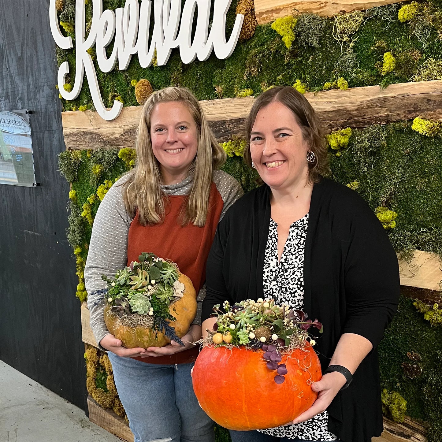 10/09 at 6pm: Pumpkin Succulent Workshop